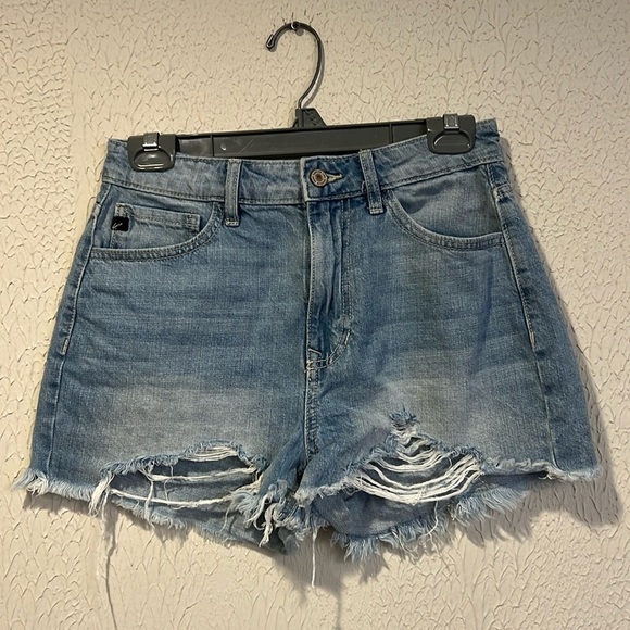 KanCan Ivanna Ultra High Waisted Mom shorts size 26 - Picture 5 of 15